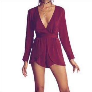 NWT Tiger Mist Red Surplice Romper Large